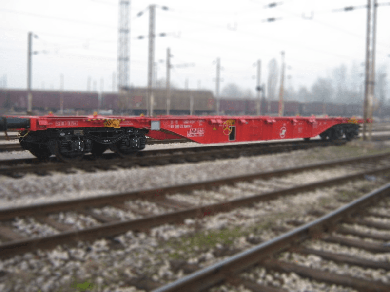 Special four and multiple- axled flat wagon