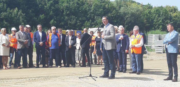 PREDSEDNIK SRBIJE ALEKSANDAR VUČIĆ, OBIŠAO RADOVE NA VIJADUKTU „ČORTANOVCI“