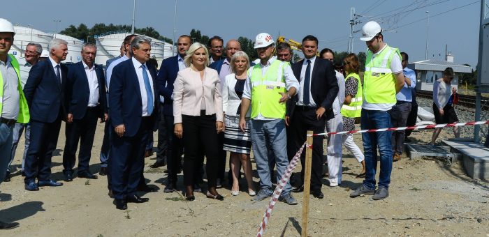 POTPREDSEDNICA VLADE ZORANA MIHAJLOVIĆ OBIŠLA NOVU TERETNU PRUGU U SMEDEREVU