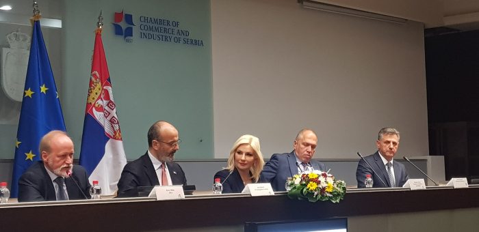 ПОТПРЕДСЕДНИЦА ВЛАДЕ ЗОРАНА МИХАЈЛОВИЋ ПОТПИСАЛА ДЕКЛАРАЦИЈУ О БЕЗБЕДНОСНОЈ КУЛТУРИ ЕВРОПСКЕ ЖЕЛЕЗНИЦЕ